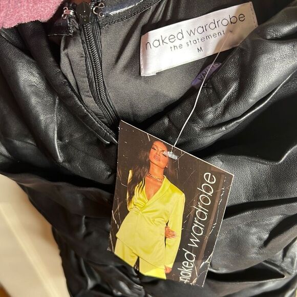 Naked Wardrobe The Statement Faux Leather Ruched Mini Dress Size Medium Nwt - Picture 4 of 7